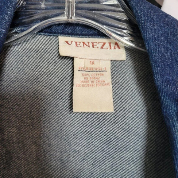 VENEZIA Medium Blue Cotton Denim Women’s Jacket (Plus Size: 1X) - Picture 5 of 14